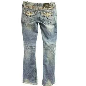 Miss Me Beautiful Bootcut Jeans Beaded Embroidered Flowers Rhinestones  
Sz
27